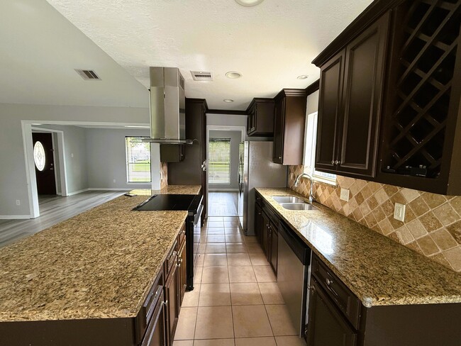 8814 Stroud Dr in Houston, TX - Building Photo - Building Photo