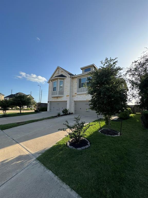 property at 5218 Pr Ter Ln