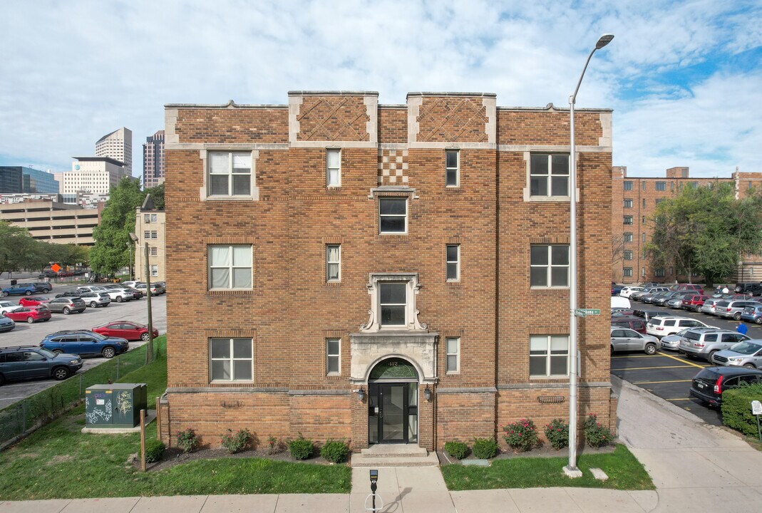 Devonshire Apartments in Downtown Indianapolis in Indianapolis, IN - Building Photo
