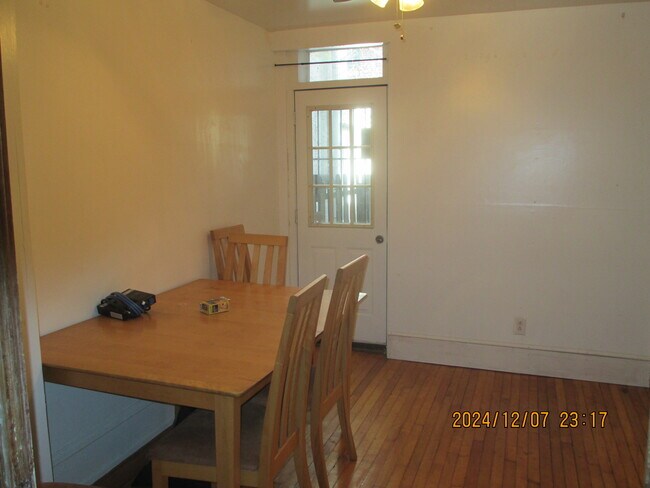 529 N 35th St in Philadelphia, PA - Building Photo - Building Photo