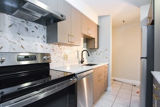 95 Audubon Rd, Unit 212 in Wakefield, MA - Building Photo - Building Photo