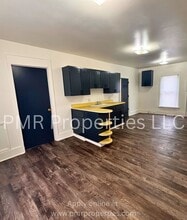 712 Warsaw Ave in St. Joseph, MO - Building Photo - Building Photo