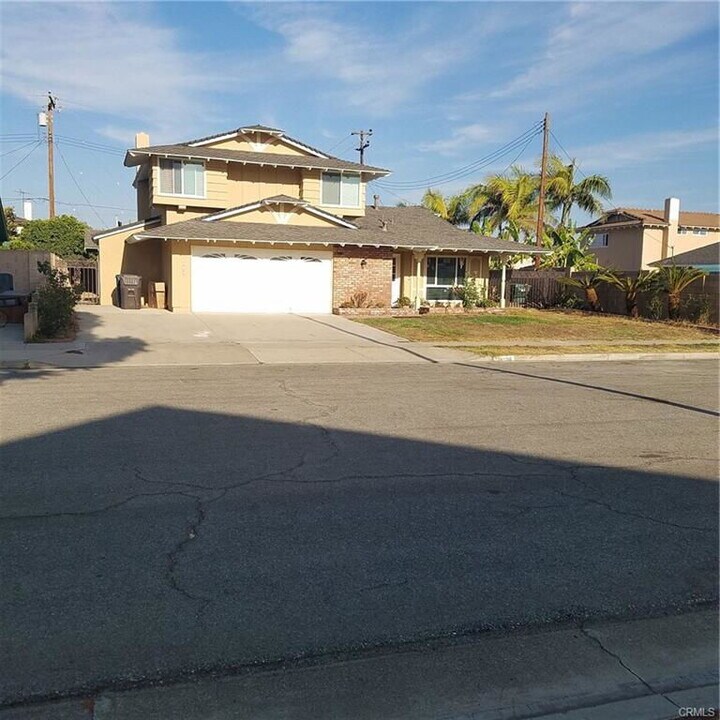 16636 San Andres St in Fountain Valley, CA - Building Photo