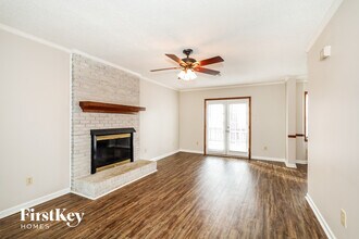 11406 Red Hickory Ln in Charlotte, NC - Building Photo - Building Photo