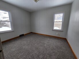 2415 Carew St in Fort Wayne, IN - Building Photo