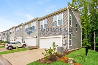 231 Frosted Iris Ln in Garner, NC - Building Photo - Building Photo