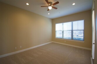 17040 W Farm To Market 1097-Unit -5101 in Montgomery, TX - Foto de edificio - Building Photo