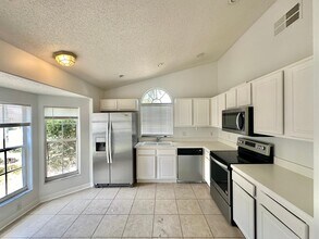 4718 Prairie Point Blvd in Kissimmee, FL - Building Photo - Building Photo