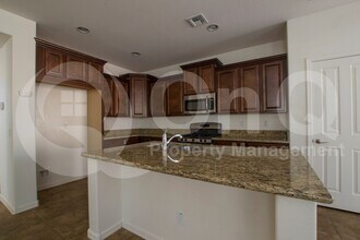 1120 E Blue Spruce Ln in Gilbert, AZ - Building Photo - Building Photo