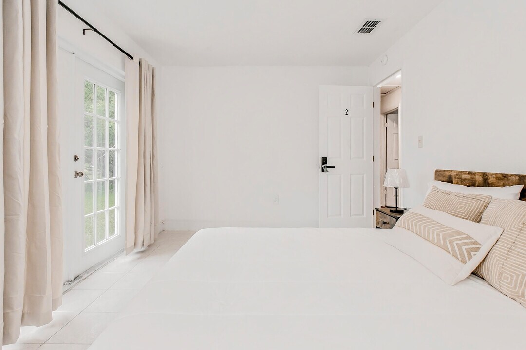 5196 Lescot Ln in Orlando, FL - Building Photo