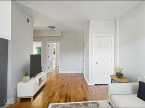 1332 E 72nd Pl in Chicago, IL - Building Photo - Building Photo