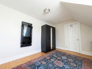 20 Fellsway W, Unit 2 in Somerville, MA - Building Photo - Building Photo