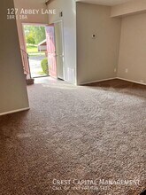 1043 Scarborough Ct in Chesterton, IN - Building Photo - Building Photo