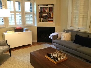 1234 N Dearborn St in Chicago, IL - Building Photo - Building Photo