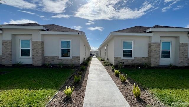 822 N Abbey Ave in Edinburg, TX - Building Photo