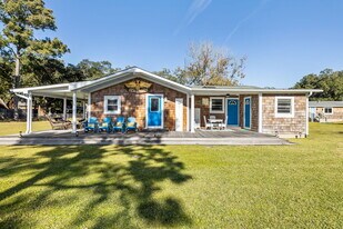 182 Lewistown Rd in Beaufort, NC - Building Photo