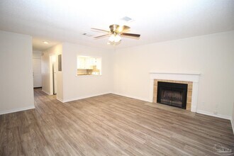 10154 Vixen Pl in Pensacola, FL - Building Photo - Building Photo