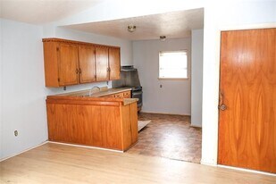 9413 Merritt Rd in Rowlett, TX - Building Photo