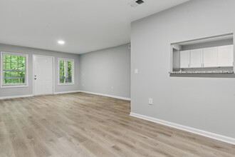 Park at 500 in Stone Mountain, GA - Foto de edificio - Interior Photo