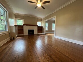 2425 Demington Dr in Cleveland Heights, OH - Building Photo - Building Photo