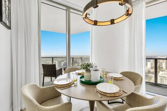 4111 S Ocean Dr in Hollywood, FL - Foto de edificio - Building Photo