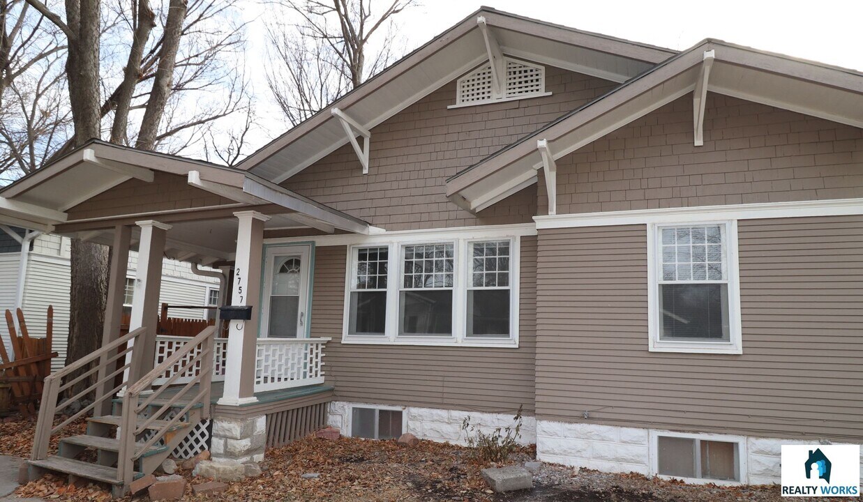 2757 California Ct in Lincoln, NE - Building Photo