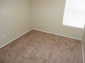 1521 S 122nd Ave in Avondale, AZ - Foto de edificio - Building Photo