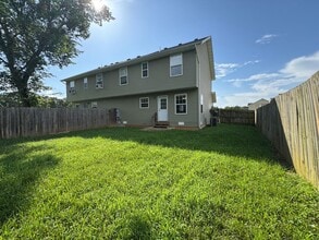 108 Tarawa Terrace in Waynesville, MO - Building Photo - Building Photo