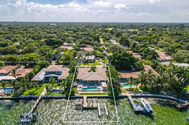 9999 NE 13th Ave in Miami Shores, FL - Building Photo