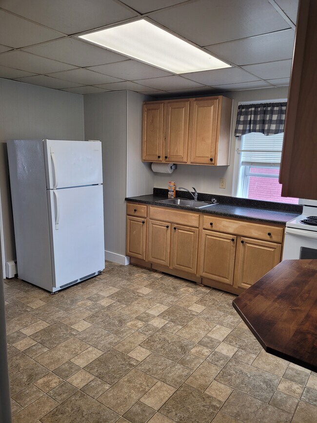 10 Berlin St Spring Grove, PA Rentals