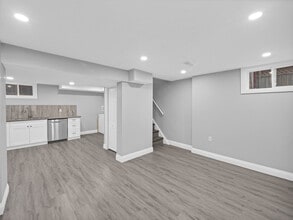 401 Bunting Rd in St Catharines, ON - Building Photo - Building Photo