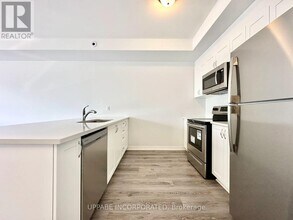 643 Makwa Private in Ottawa, ON - Building Photo - Building Photo