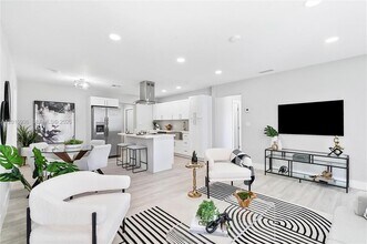 925 NW 84th St in Miami, FL - Building Photo - Building Photo