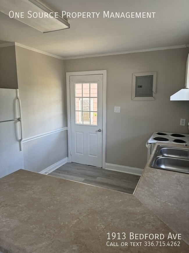property at 1913 Bedford St
