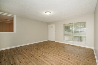 44 Hyde Park Row in Brownsburg, IN - Building Photo - Building Photo