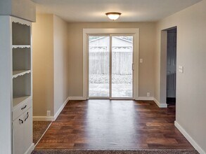 145-195 Churchdale Ave N in Keizer, OR - Building Photo - Building Photo