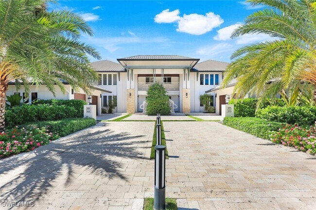 property at 295 5th Ave S