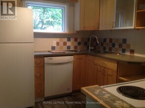 614 Churchill Ave N in Ottawa, ON - Building Photo - Building Photo