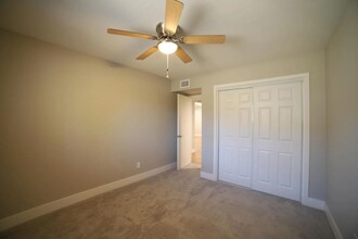 4722 S Taylor Dr in Tempe, AZ - Building Photo - Building Photo
