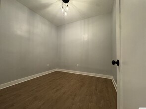 22 Tuers Ave, Unit 1 in Jersey City, NJ - Building Photo - Building Photo