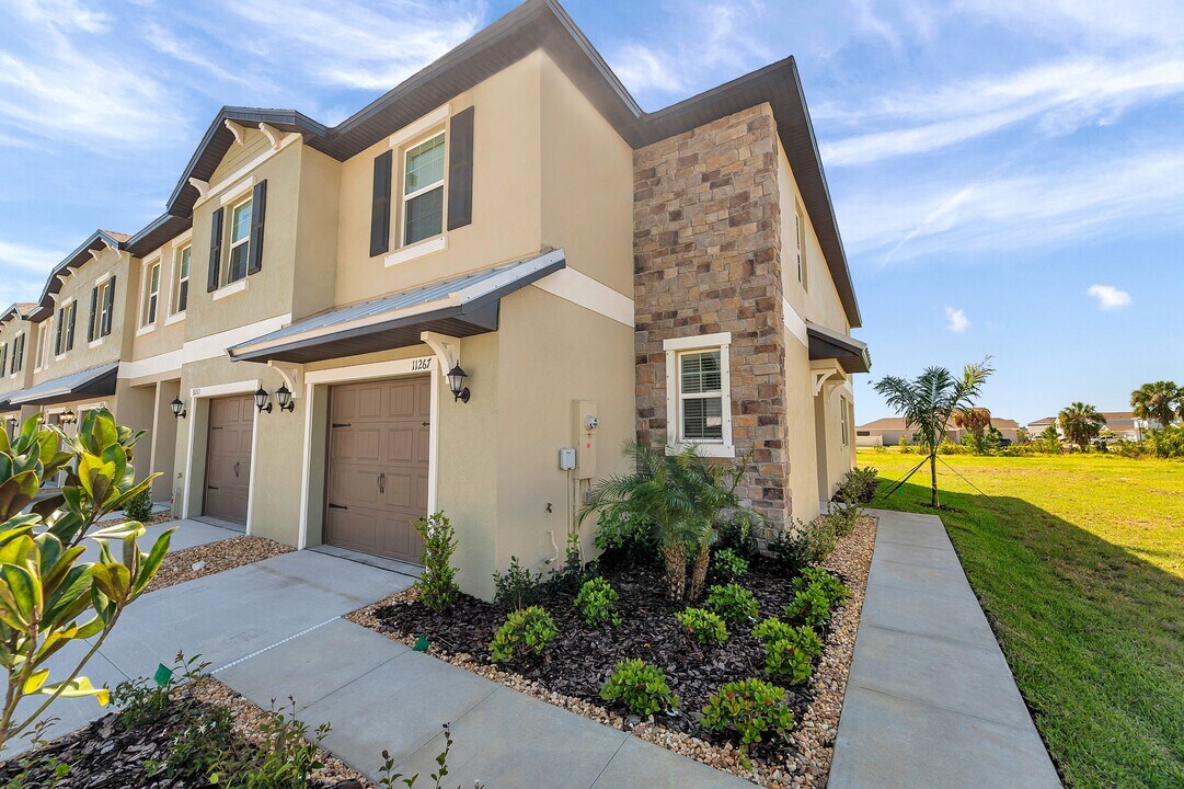 11111 65th Ter E in Palmetto, FL - Building Photo