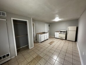 3218 Baylor St in Lubbock, TX - Building Photo - Building Photo