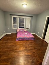 143 Providence St, Unit Apt 6 in Worcester, MA - Foto de edificio - Building Photo