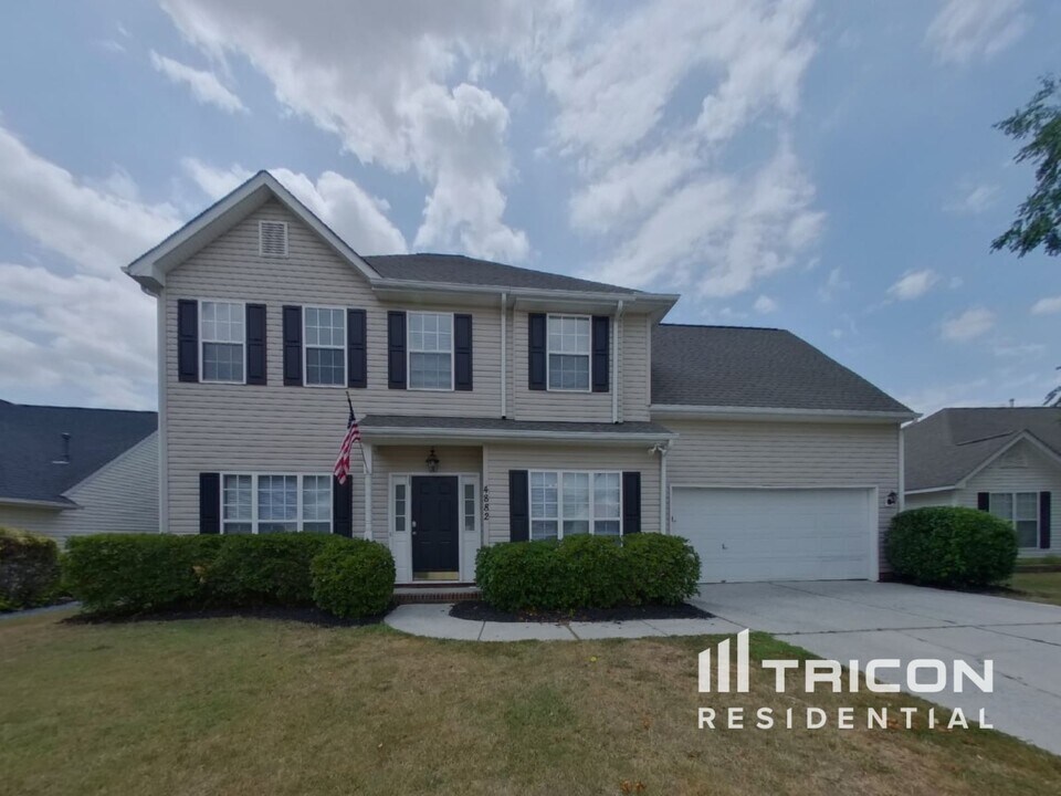 4882 Aldridge Pl NW in Concord, NC - Building Photo