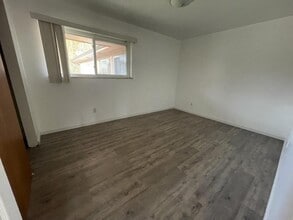 1112 George St in University City, MO - Building Photo - Building Photo