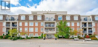 4620 Hwy 7 in Vaughan, ON - Building Photo