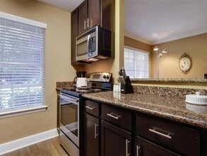 4101 E NASA Pkwy in El Lago, TX - Building Photo - Building Photo