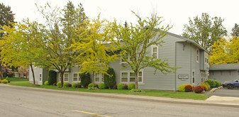 Lincoln Way Terrace Apartments