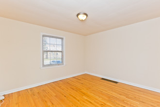 4264 W Nelson St-Unit -4264-1 in Chicago, IL - Building Photo - Building Photo