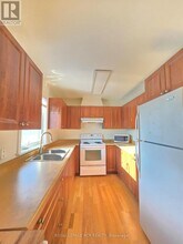 341 Queensville Sideroad in East Gwillimbury, ON - Building Photo - Building Photo